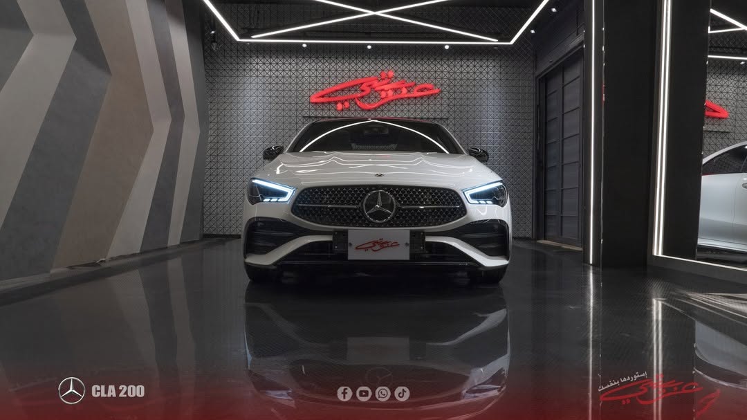 MERCEDES BENZ CLA 200 AMG Coupe