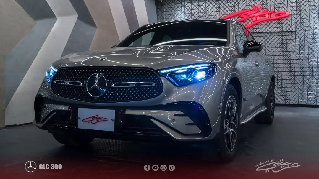 MERCEDES-BENZ GLC300