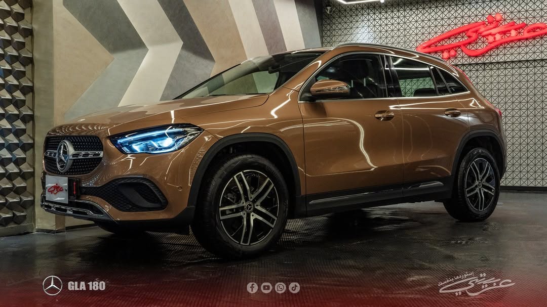 Mercedes-Benz GLA 180