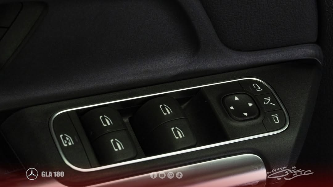 Mercedes-Benz GLA 180