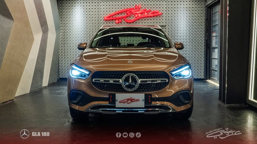 Mercedes-Benz GLA 180