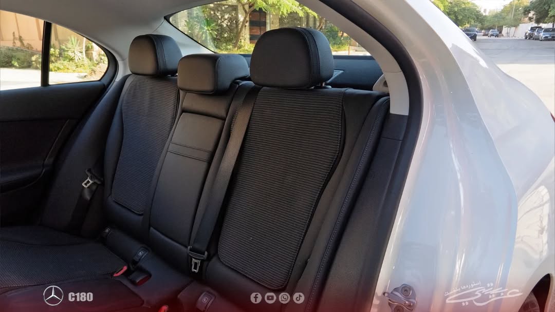 Mercedes-Benz C180 2023