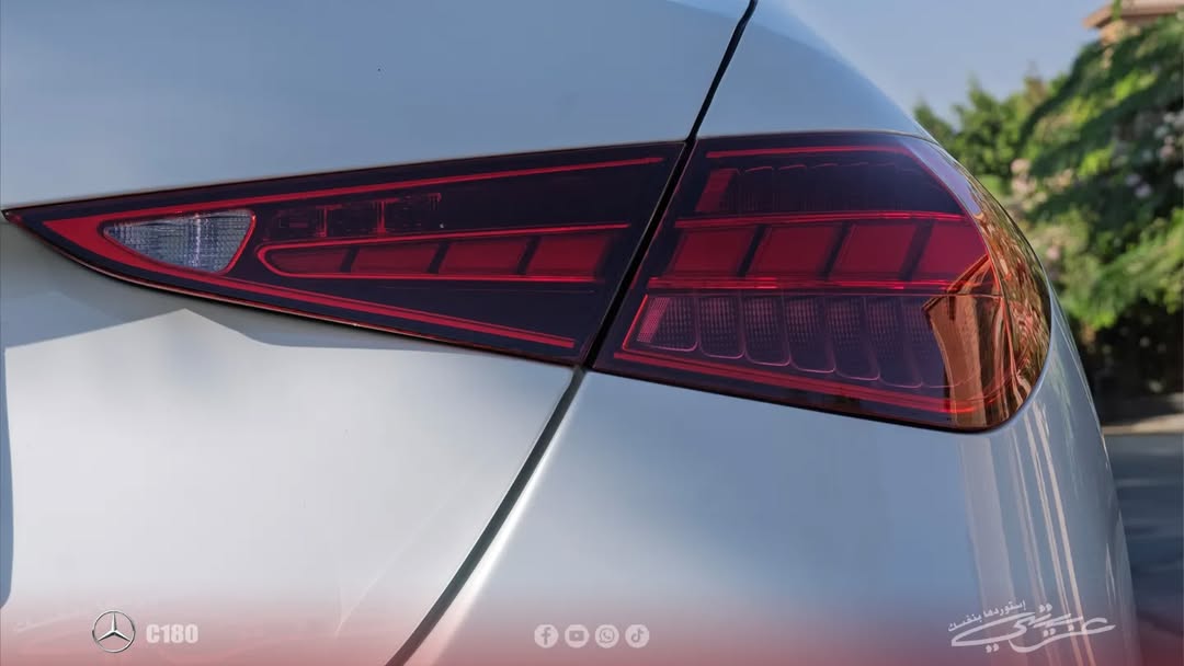 Mercedes-Benz C180 2023