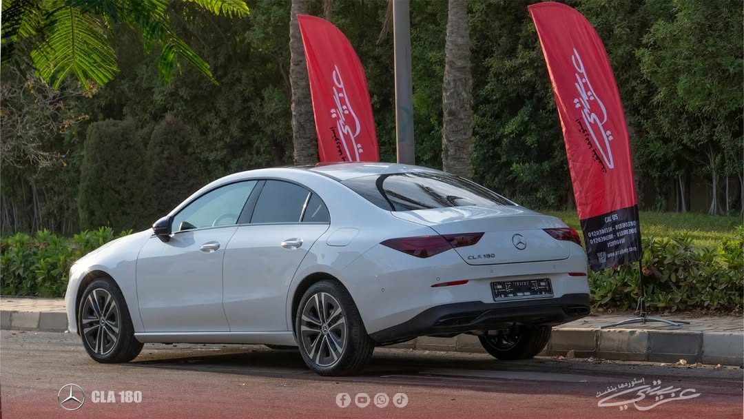 Mercedes Benz CLA 180 2024