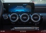 Mercedes Benz CLA 180 2024