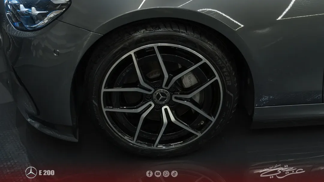 Mercedes Benz E200 AMG 2022