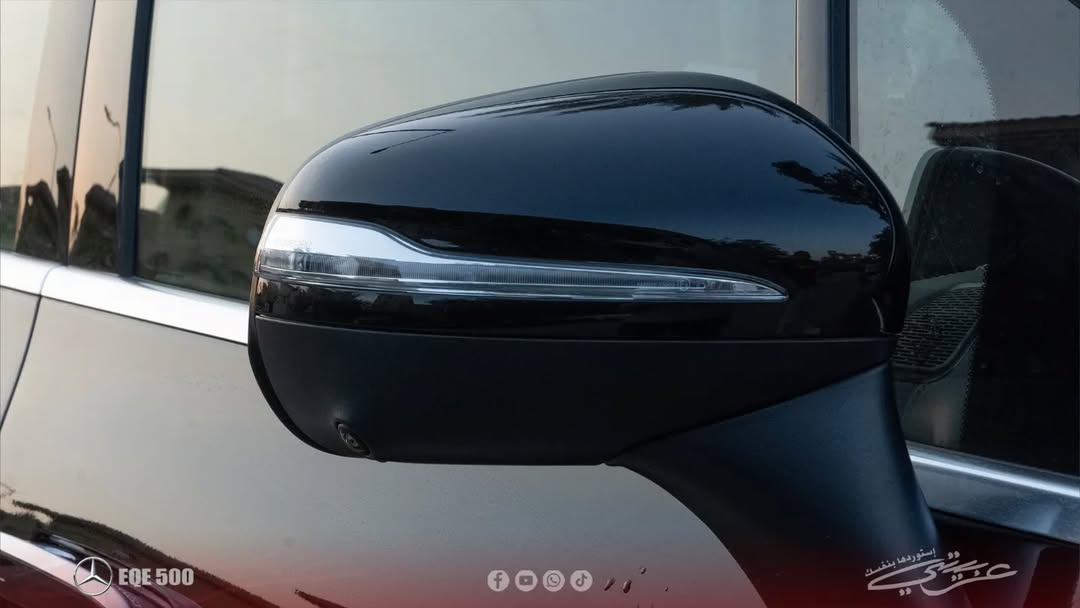 Mercedes-Benz EQE 500 SUV Pioneer 2024