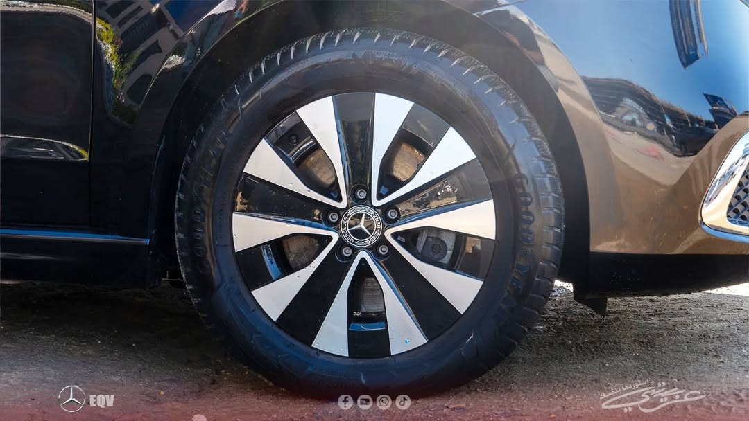 Mercedes-Benz EQV 300 2021